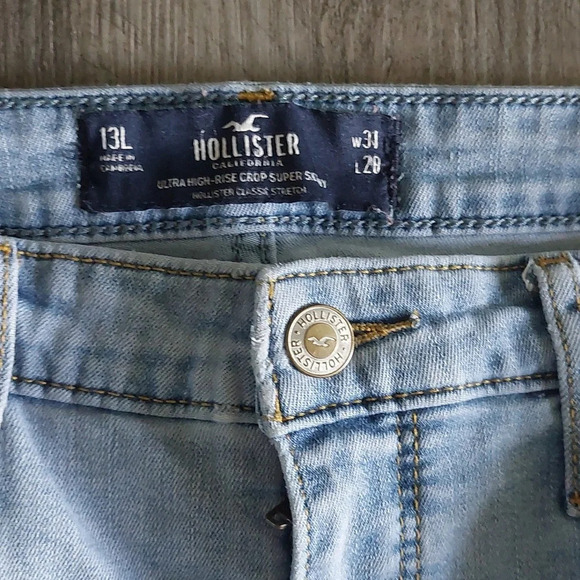Hollister Y2K distressed ultra high-rise crop skinny jeans 13L w31/L28 - Picture 3 of 7